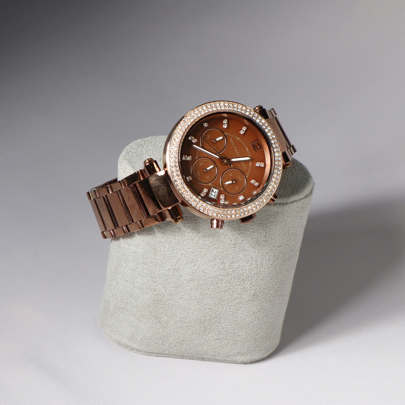 AURORA Rose Gold Crystal Chronograph – Luxe Women’s Edition